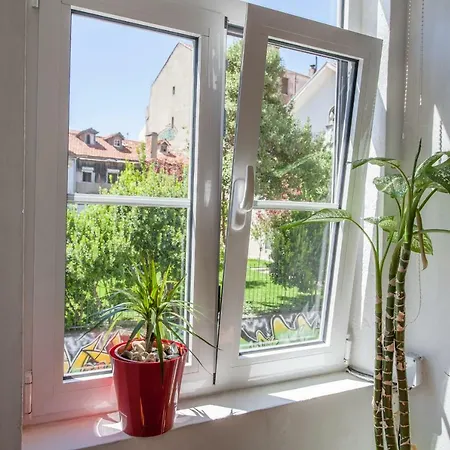 Апартаменты Graca Cosy & Central